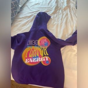 Poppi Sweatshirt - size small - purple